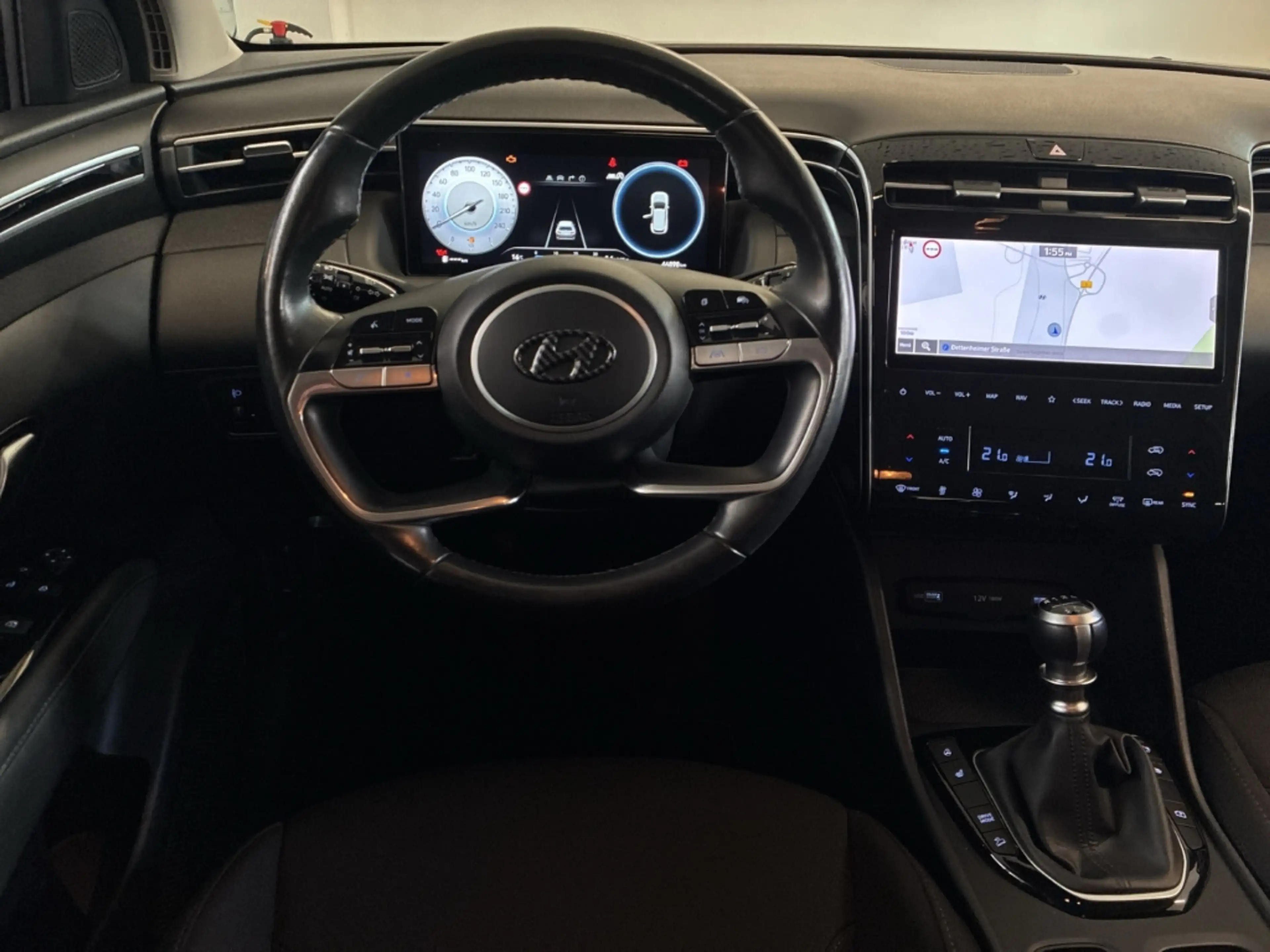Hyundai TUCSON 1.6 T-GDI Trend AHK PDC KAM NAVI SHZ TEMP KLIMA — photo 8