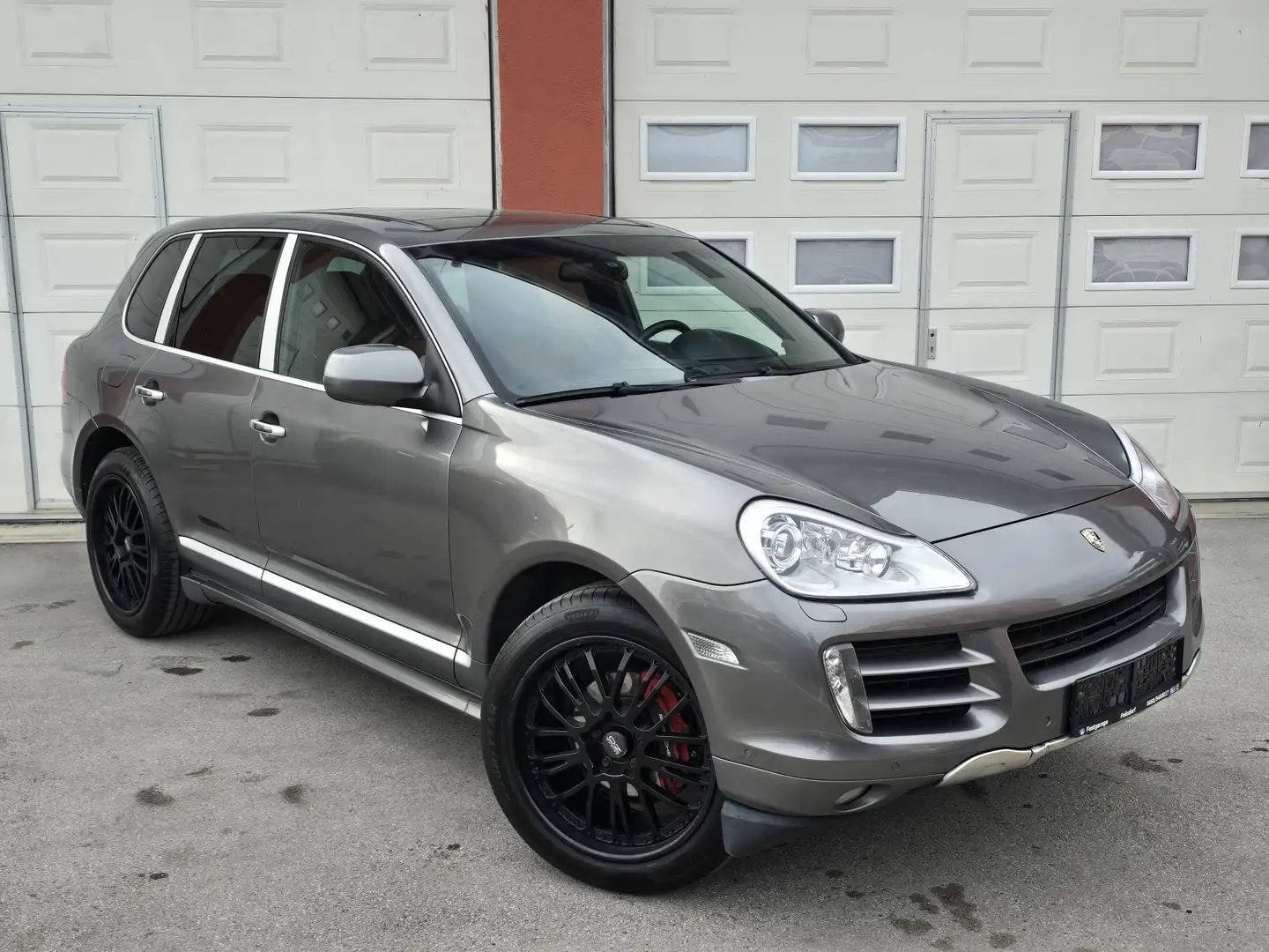 Porsche Cayenne 3,0 Diesel Tiptronic Gris - 2