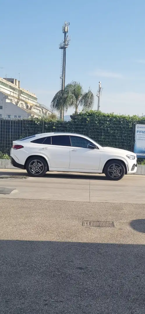 Mercedes-Benz GLE 300 d Coupé 4MATIC Aut. Weiß - 2