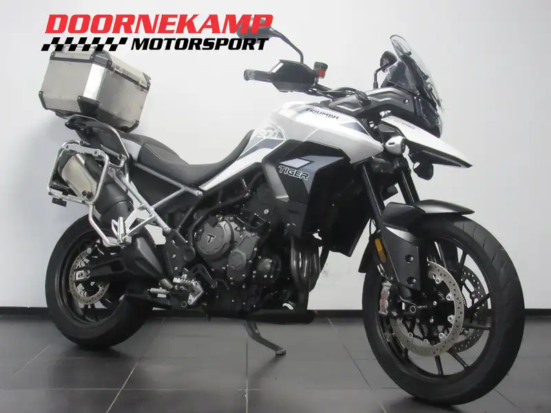 Triumph Tiger 900 - foto 2