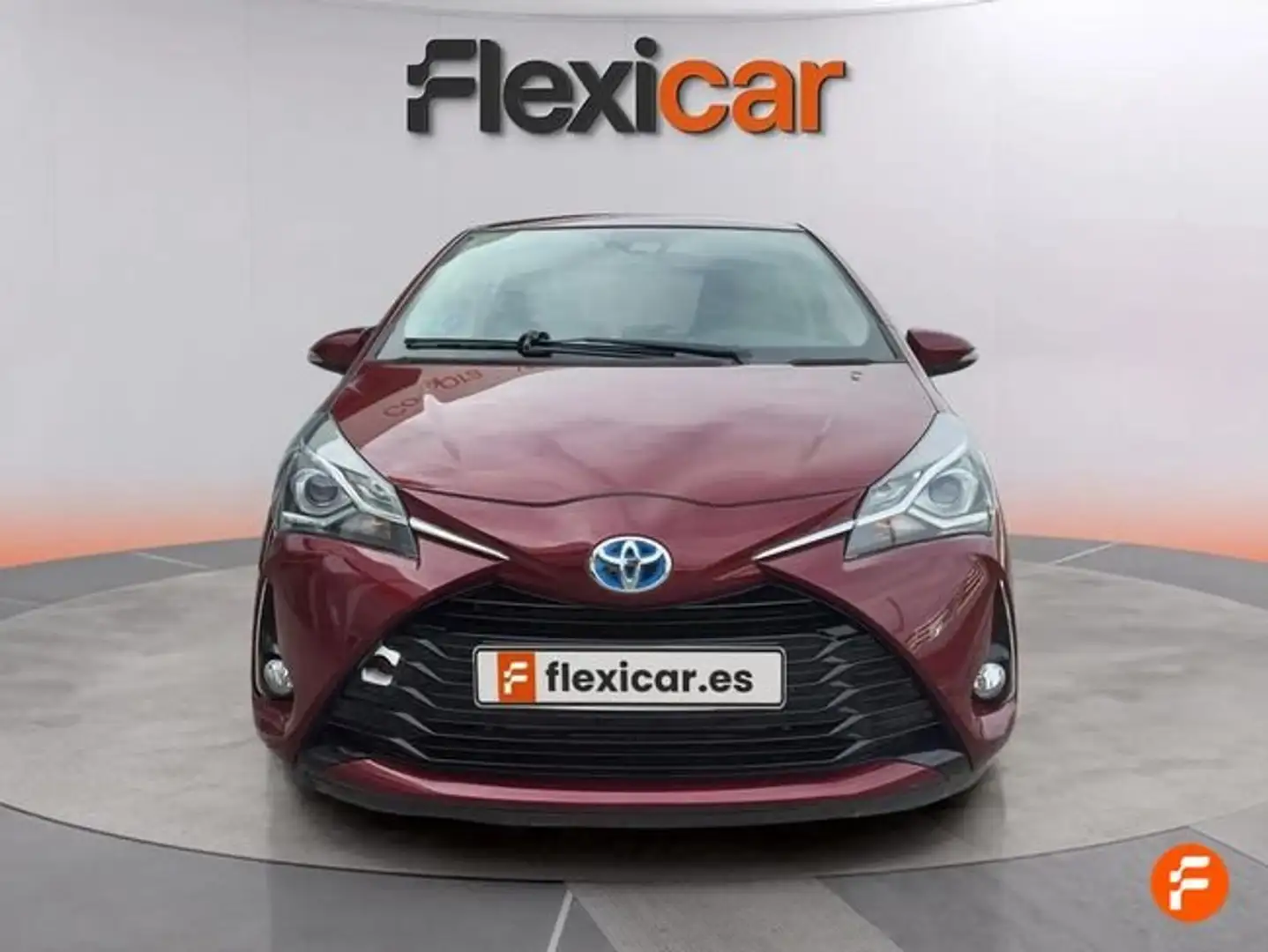 Toyota Yaris 100H 1.5 Active Burdeos - 2