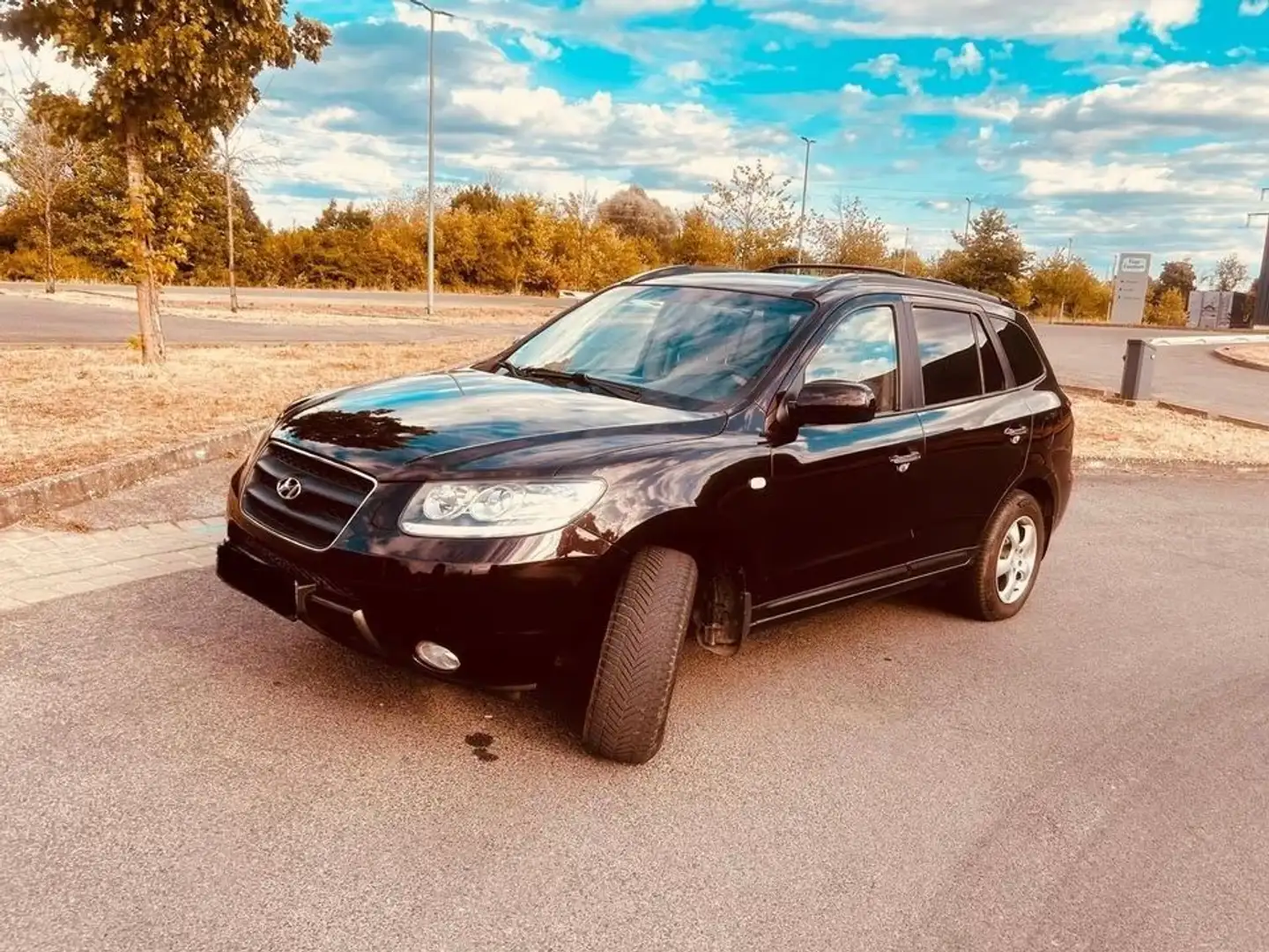 Hyundai SANTA FE 2.2 CRDi Pano*Automatik*AHK*Klima*Xenon*TÜV NEU - 2