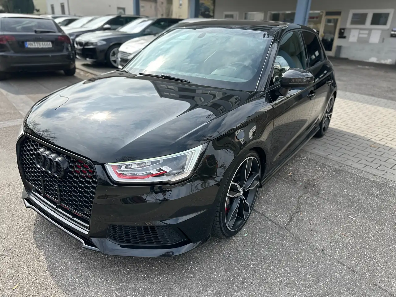 Audi S1