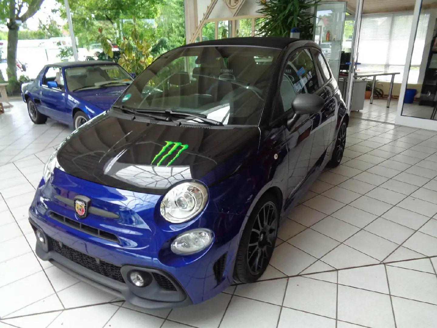 Abarth 500C 595 C Monster Energy Yamaha Kék - 2