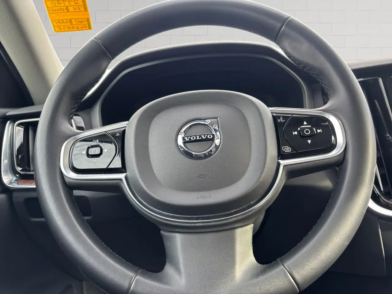 Volvo S60 снимка Volvo S60