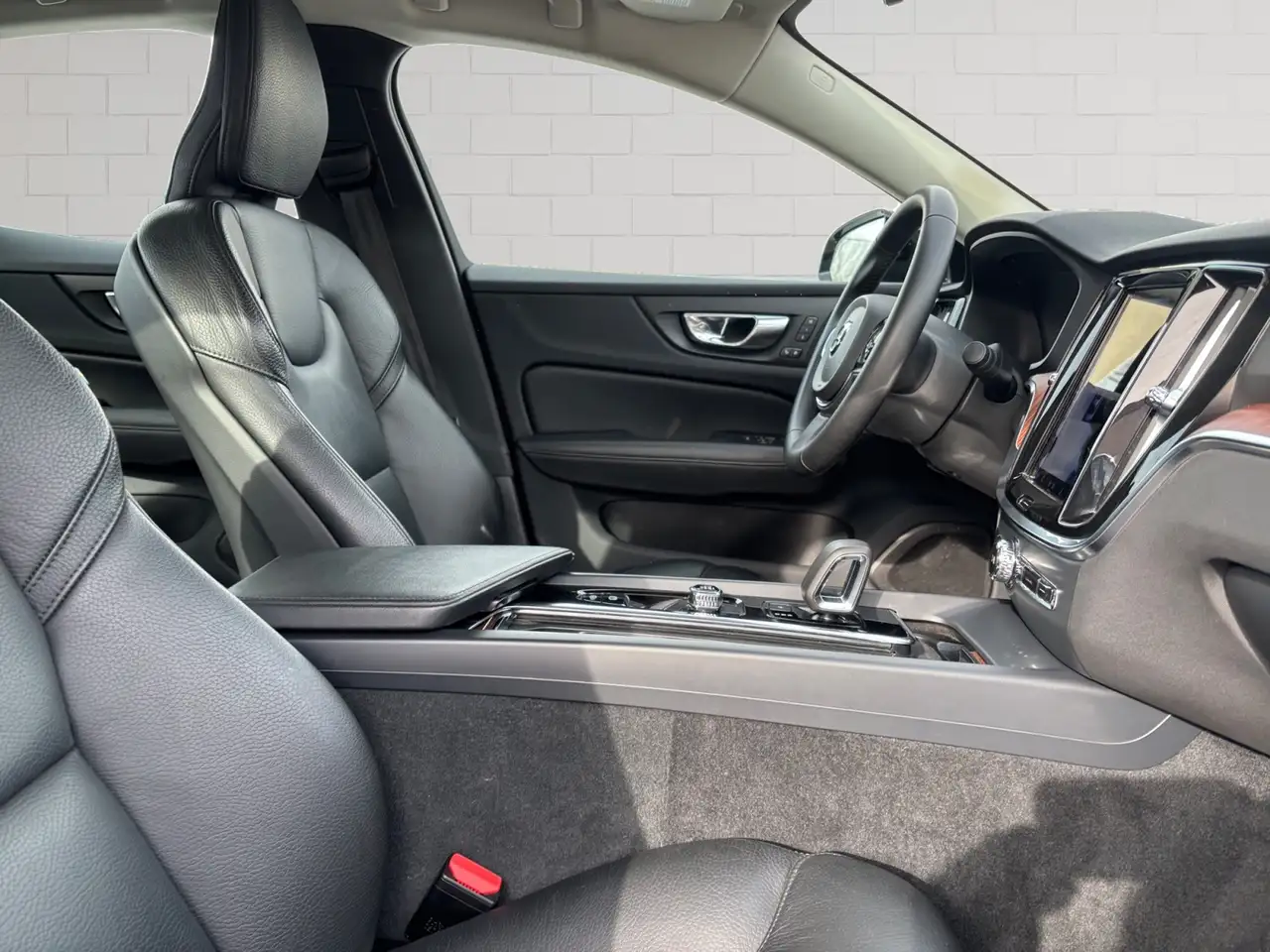 Volvo S60 снимка Volvo S60