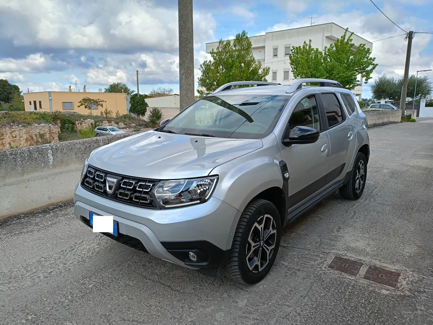 Dacia Duster 1.0 tce 15th Anniversary Eco-g 4x2 100cv Argento - 1