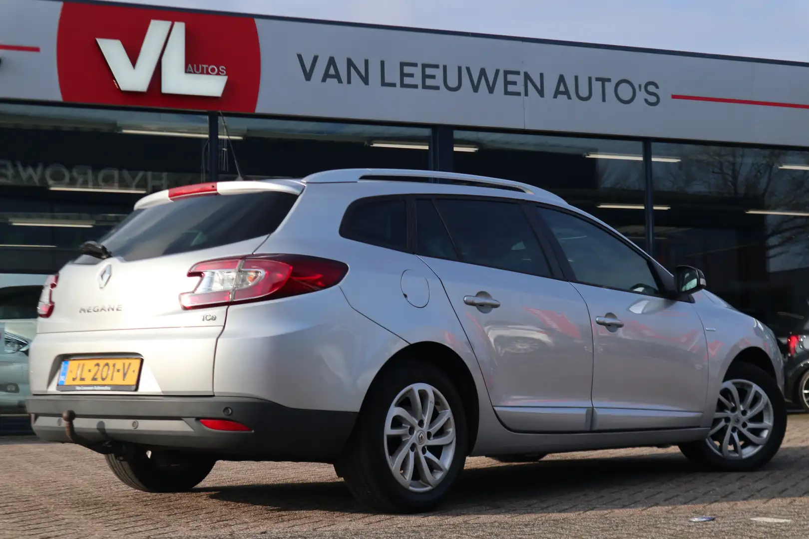 Renault Megane Estate 1.2 TCe Limited | Cruise | BT | Navi | Gris - 2