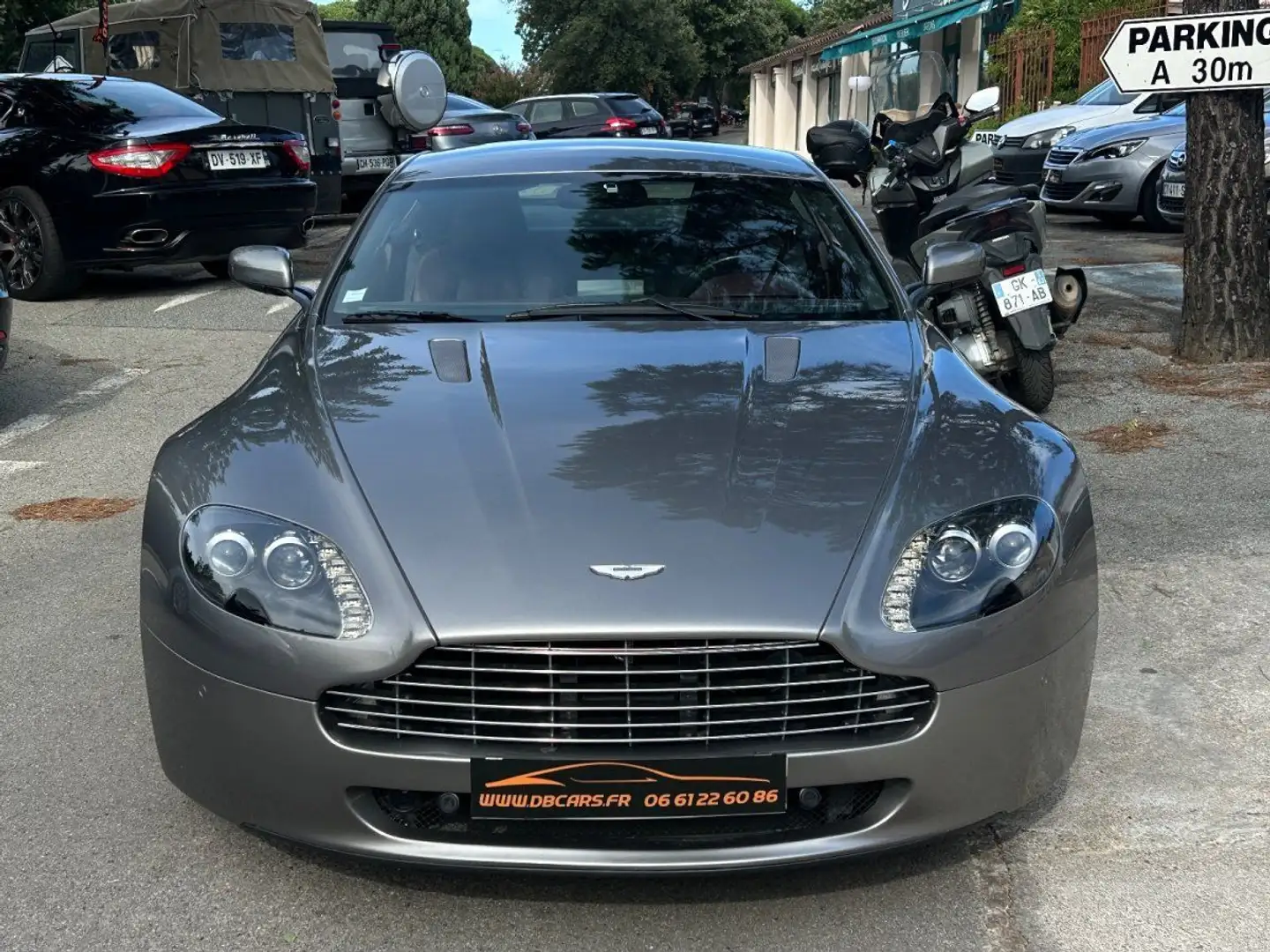 Aston Martin Vantage V8 COUPE 4.7 420 BVA / CARNET / EXCELLENT ÉTAT / ENTRETIEN À JOUR Grau - 2