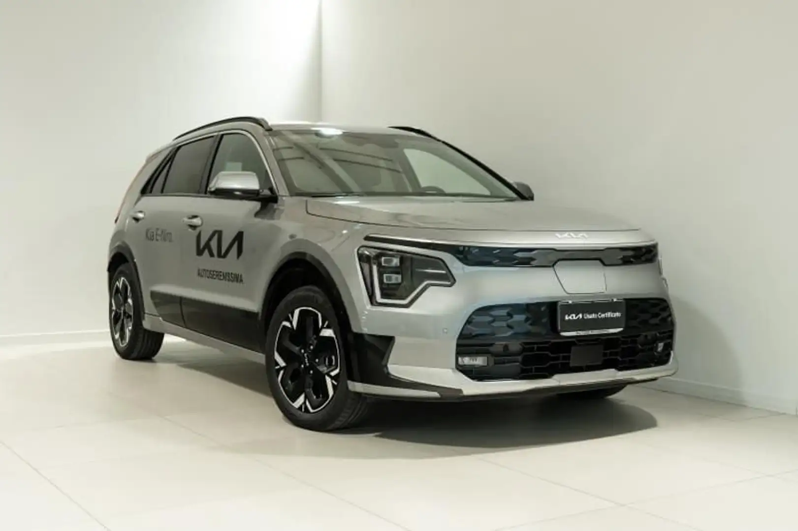 Kia Niro Kappa / 1600 CC GDI/ 1.6 PHEV 2WD EVOLUTION PRM Gris - 1