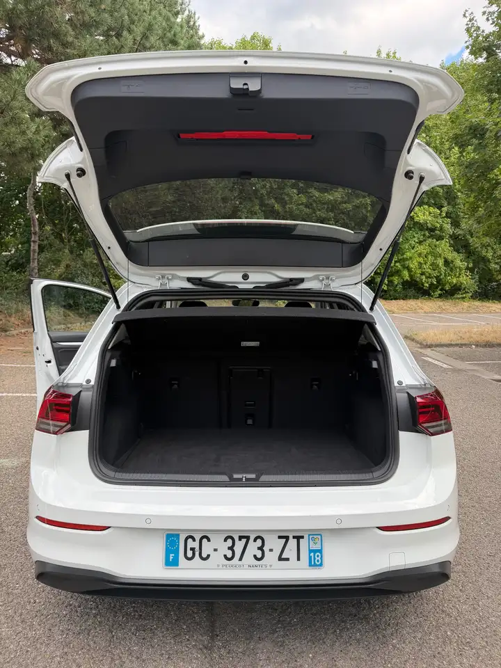 Volkswagen Golf Standard Model — photo 8