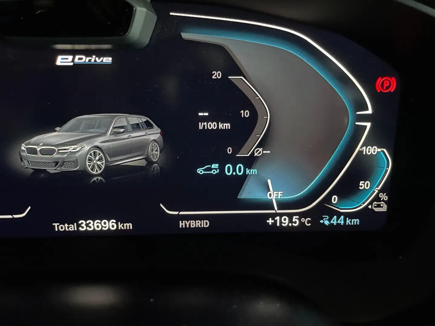 BMW 530 5er Touring Plug-In-Hybrid 530e xDrive Touring Gris - 2