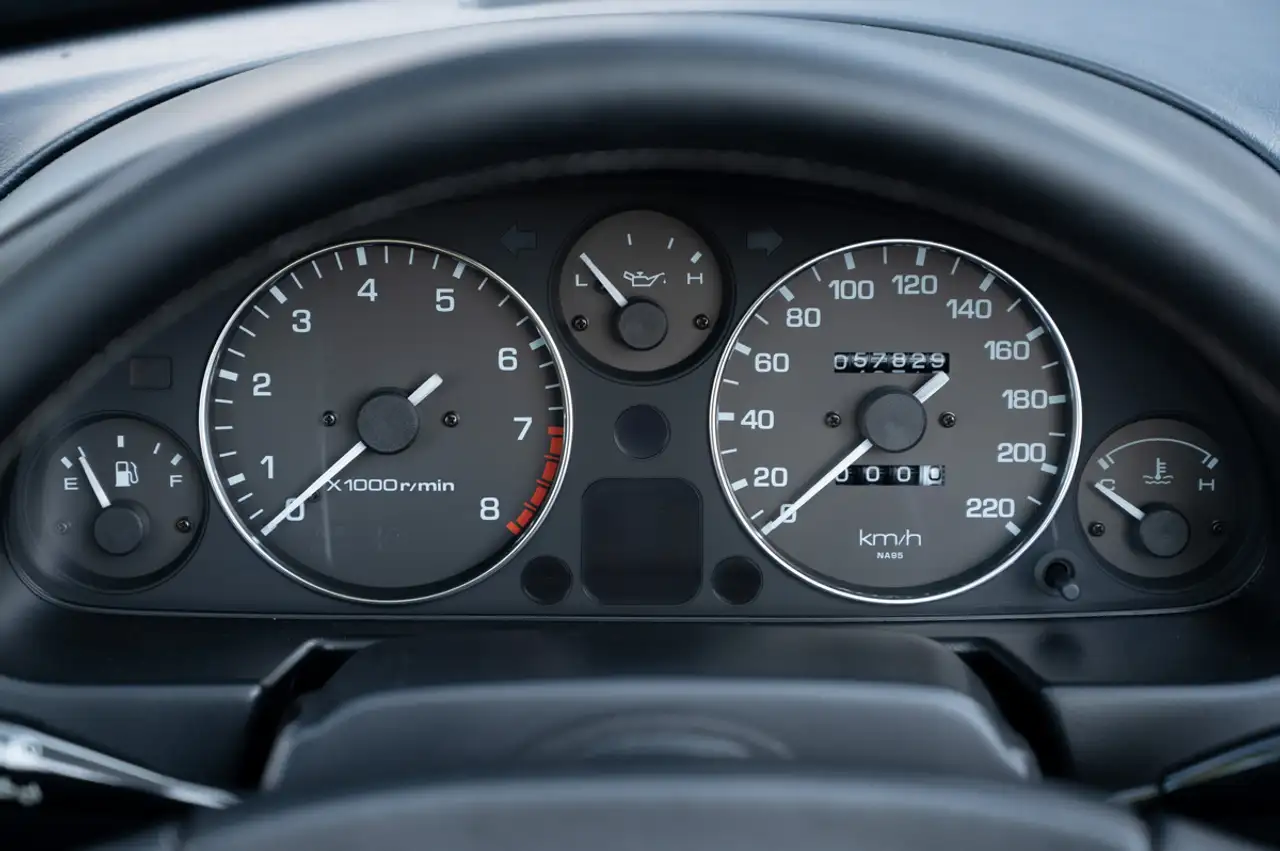 Mazda MX-5 1.8i (NA), foto 8