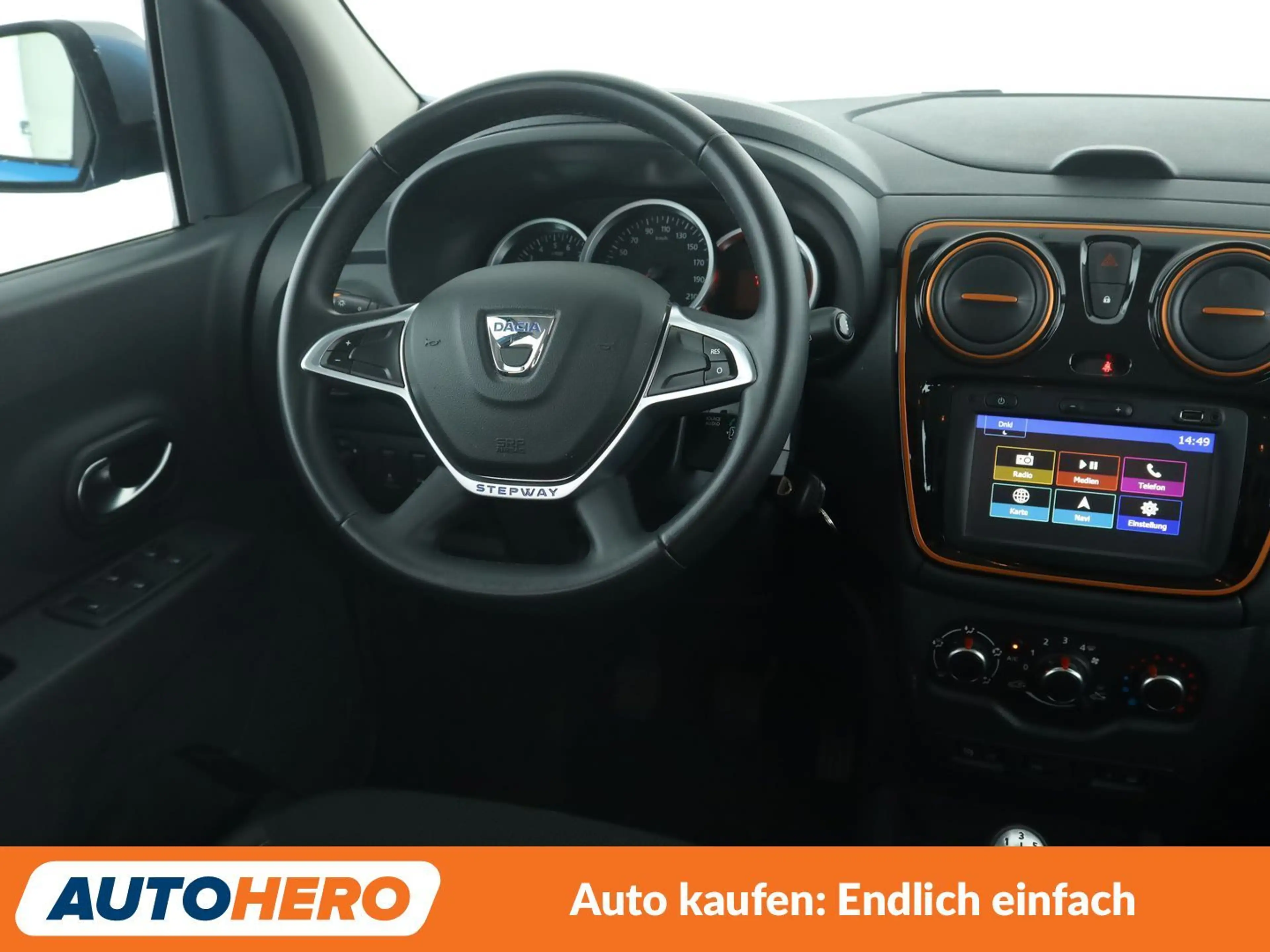 Dacia Lodgy 1.2 TCe Stepway Celebration*NAVI*CAM*PDC*TEMPO* — photo 13