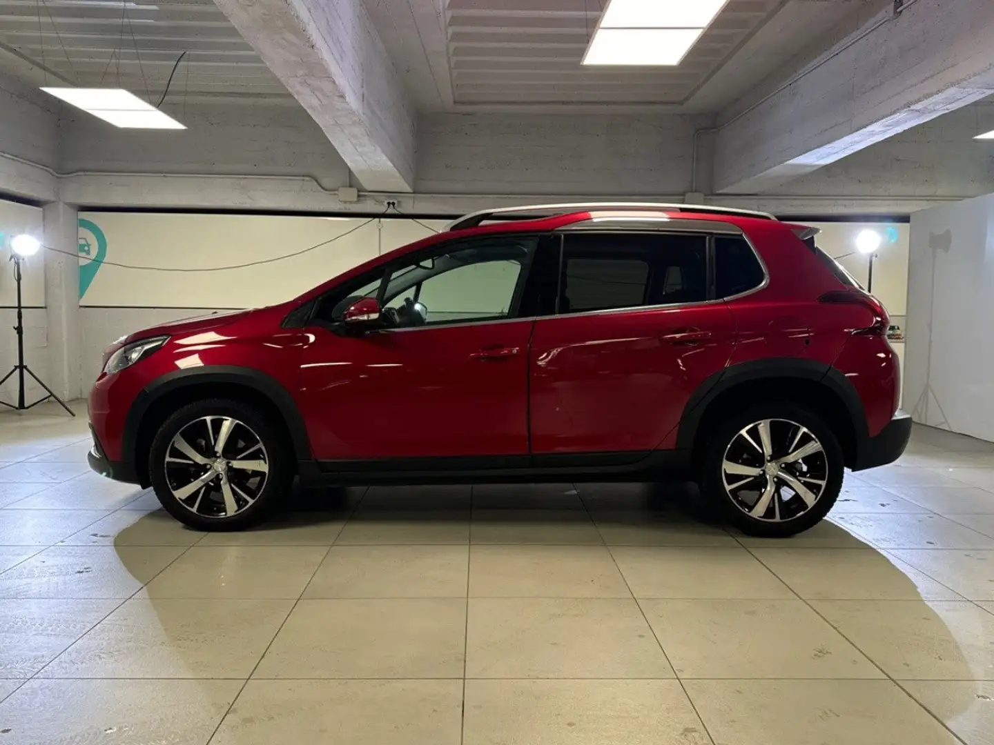 Peugeot 2008 BlueHDi 120cv EAT6 Allure S/S aut. Rot - 2