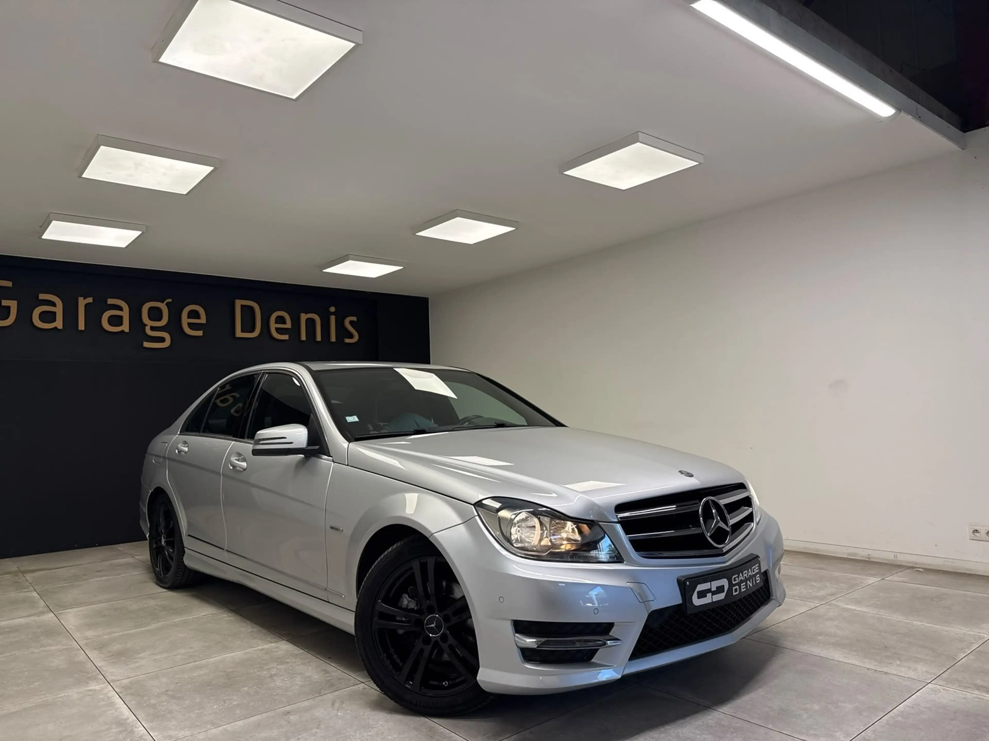 Mercedes-Benz C 200 C 200 d**PACK AMG**GPS**GARANTIE 12 MOIS** — photo 3