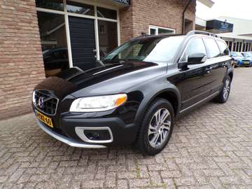 2.0 D3 FWD Summum Leder / Navi