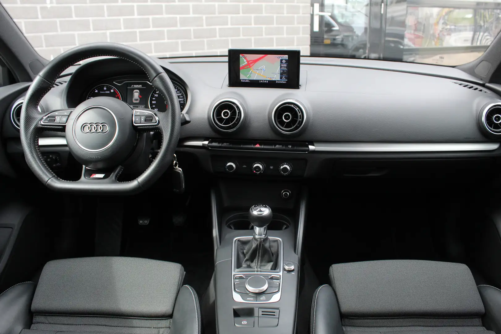 Audi A3 Sportback 1.4 TFSI Ambition Pro Line S / S-Line / Negro - 2