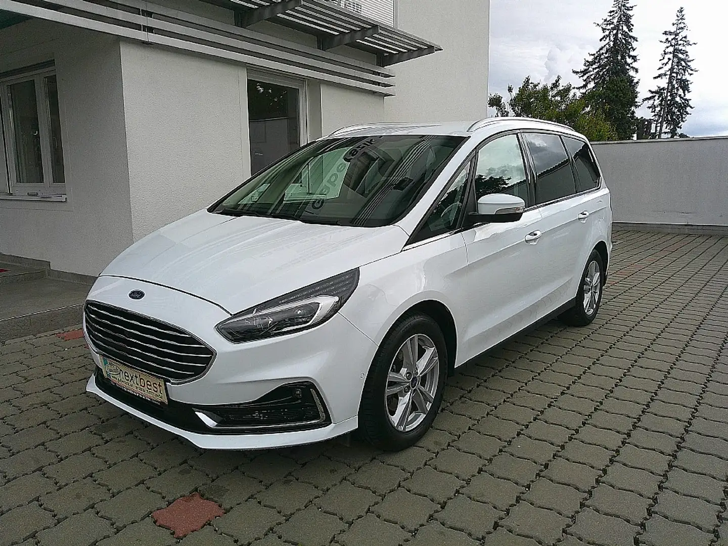 Ford Galaxy 2,5 Duratec Hybrid Titanium Aut. Blanc - 2