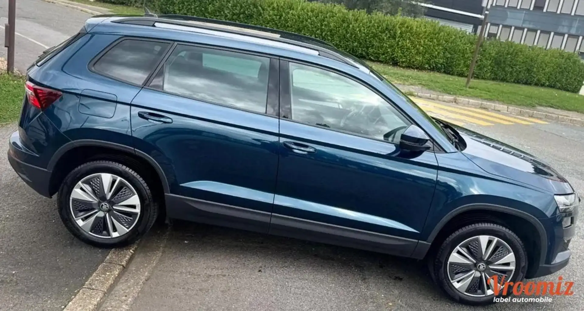 Skoda Karoq 1.5 TSI 150ch ACT DSG7 Ambition 18990HT 06/2023 ENTRETIEN COMPLET A JOUR Gris - 2