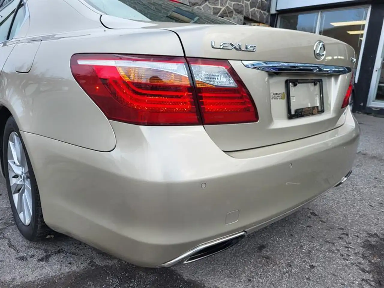 Lexus LS photo Lexus LS