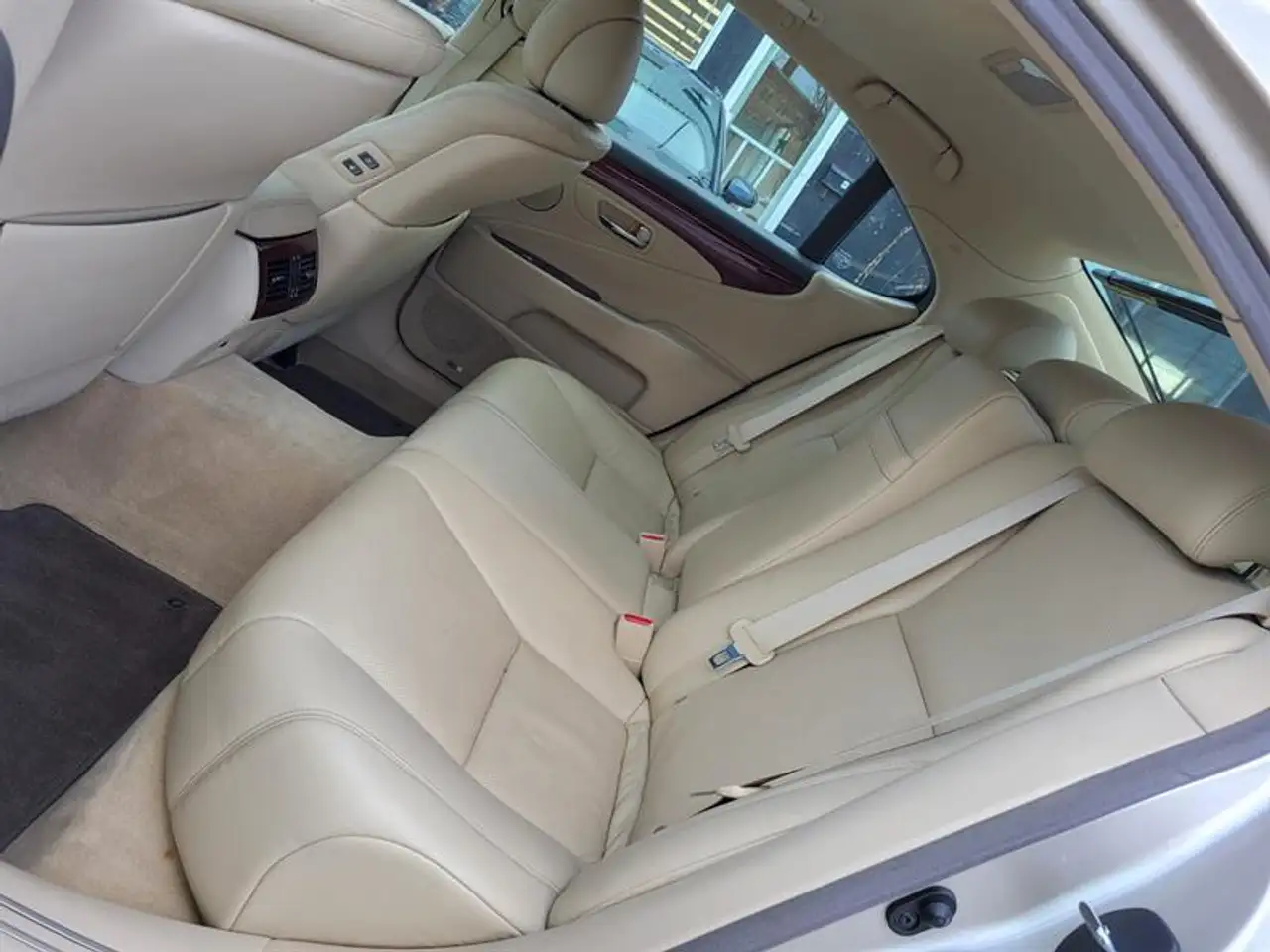 Lexus LS photo Lexus LS