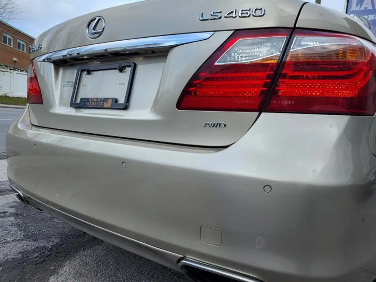Lexus LS photo Lexus LS
