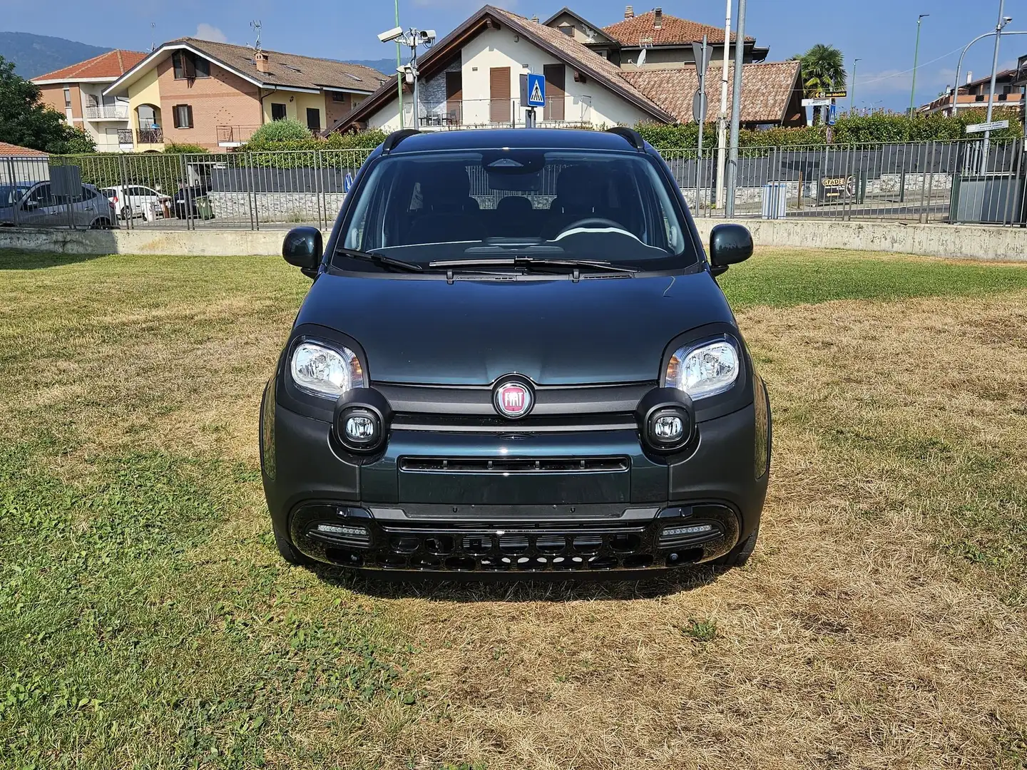 Fiat Panda 1.0 FireFly S&S Hybrid Pandina Verde - 2