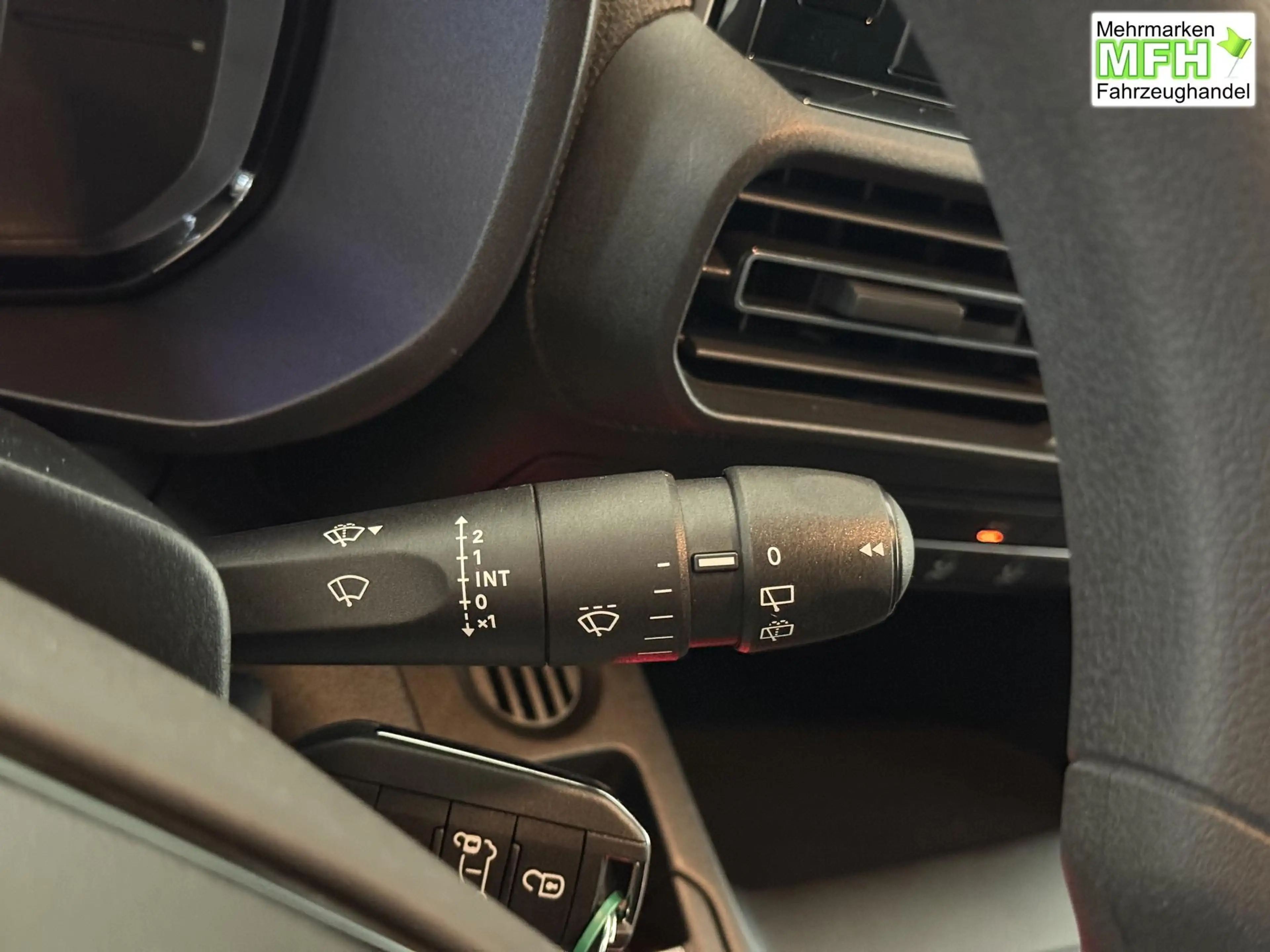 Fiat Doblo L2H1 mit erhöhter Nutzlast 1.5 BlueHDi 75 kW (1... — photo 10