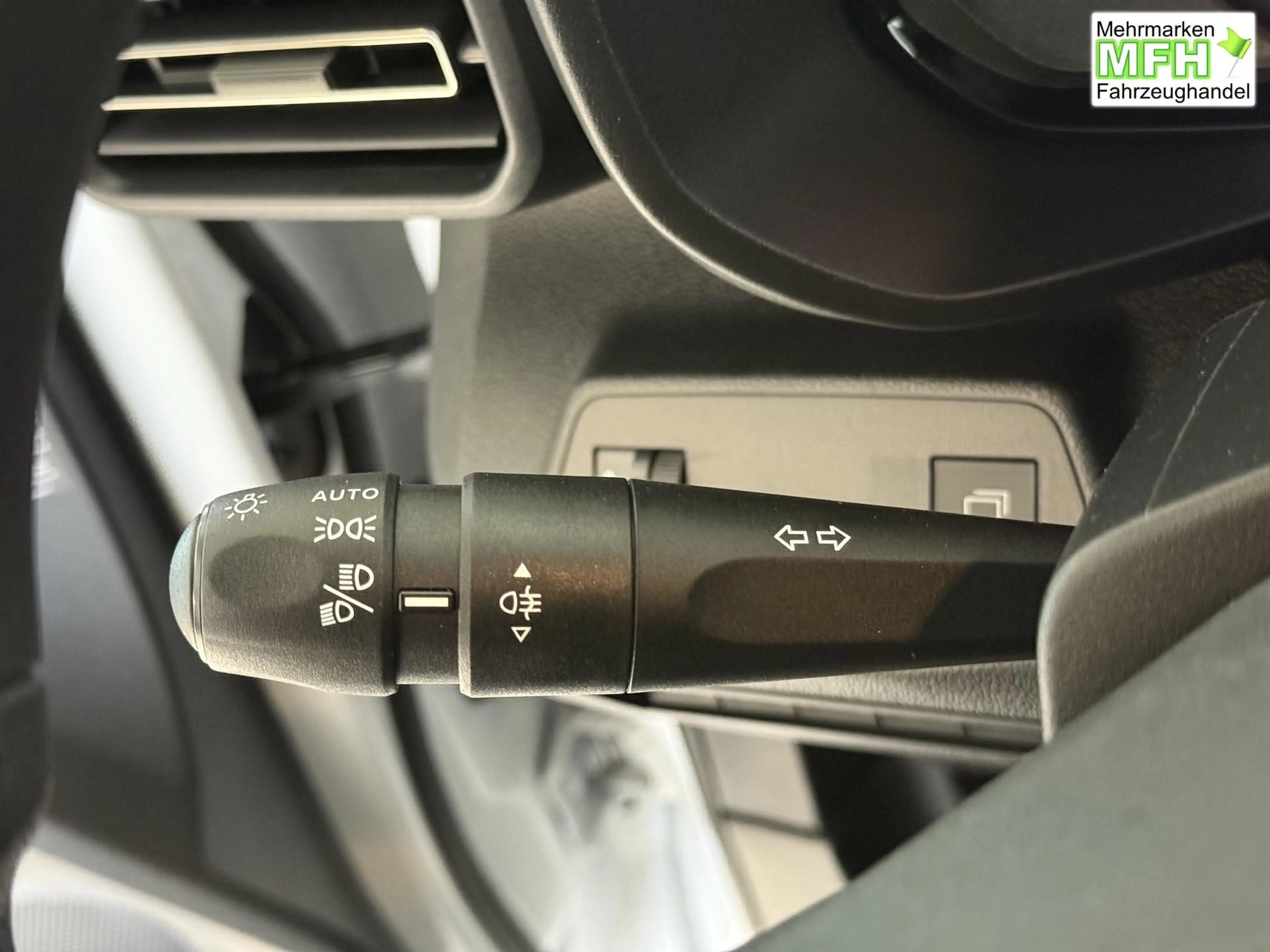 Fiat Doblo L2H1 mit erhöhter Nutzlast 1.5 BlueHDi 75 kW (1... — photo 9