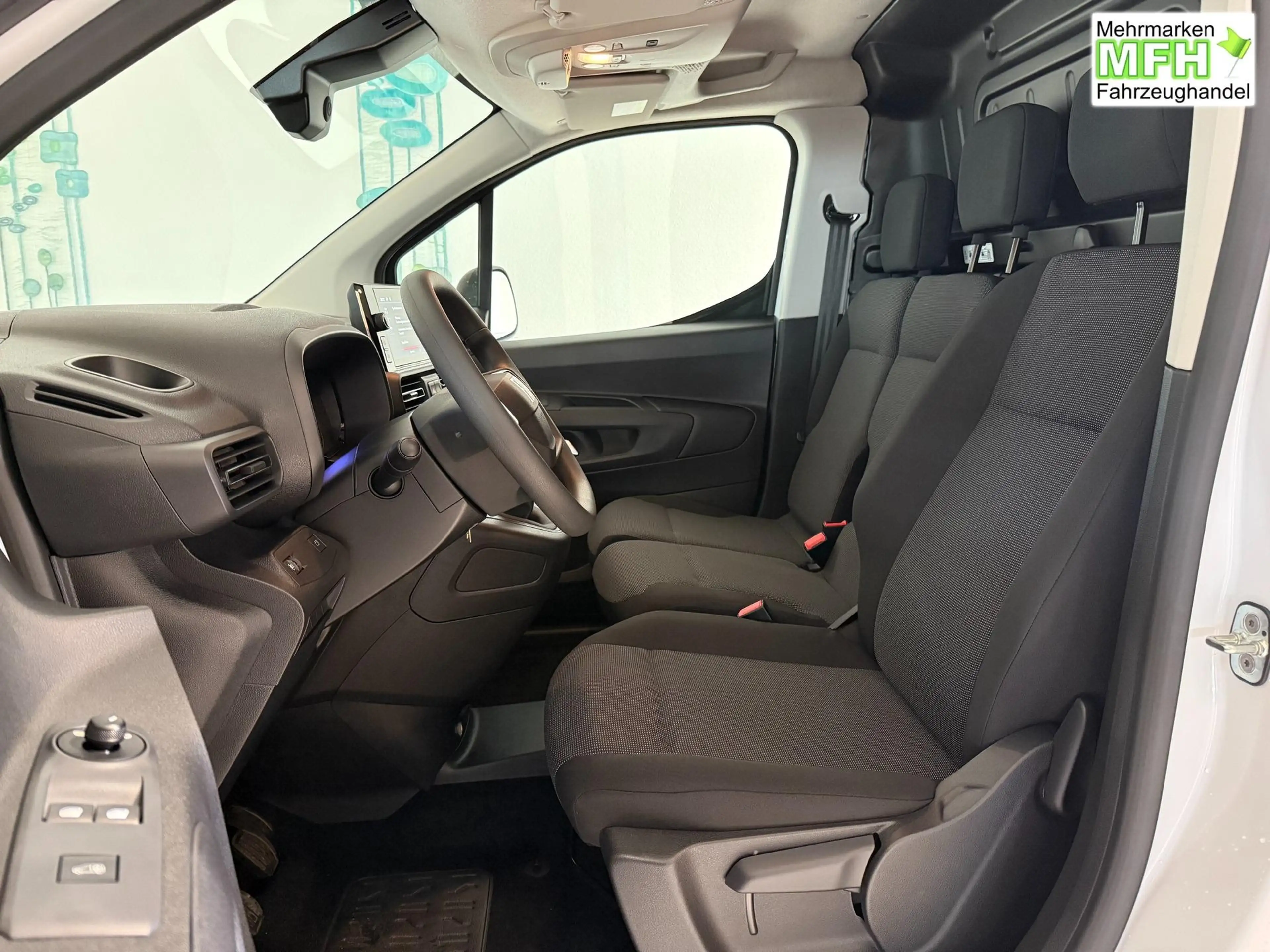 Fiat Doblo L2H1 mit erhöhter Nutzlast 1.5 BlueHDi 75 kW (1... — photo 4