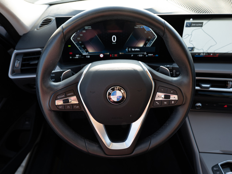 BMW 320 d Touring xDrive FACEL. 360° LED NAVI SHZ — photo 13