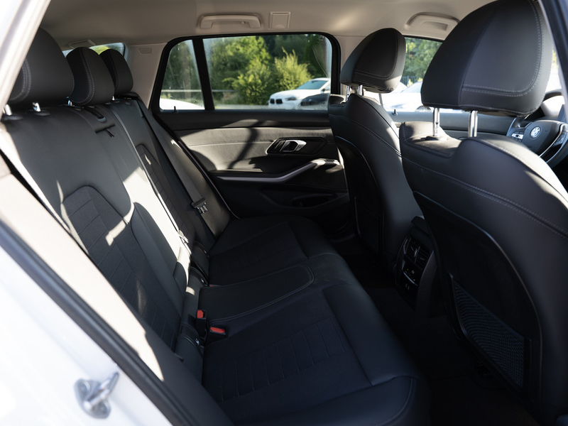 BMW 320 d Touring xDrive FACEL. 360° LED NAVI SHZ — photo 9