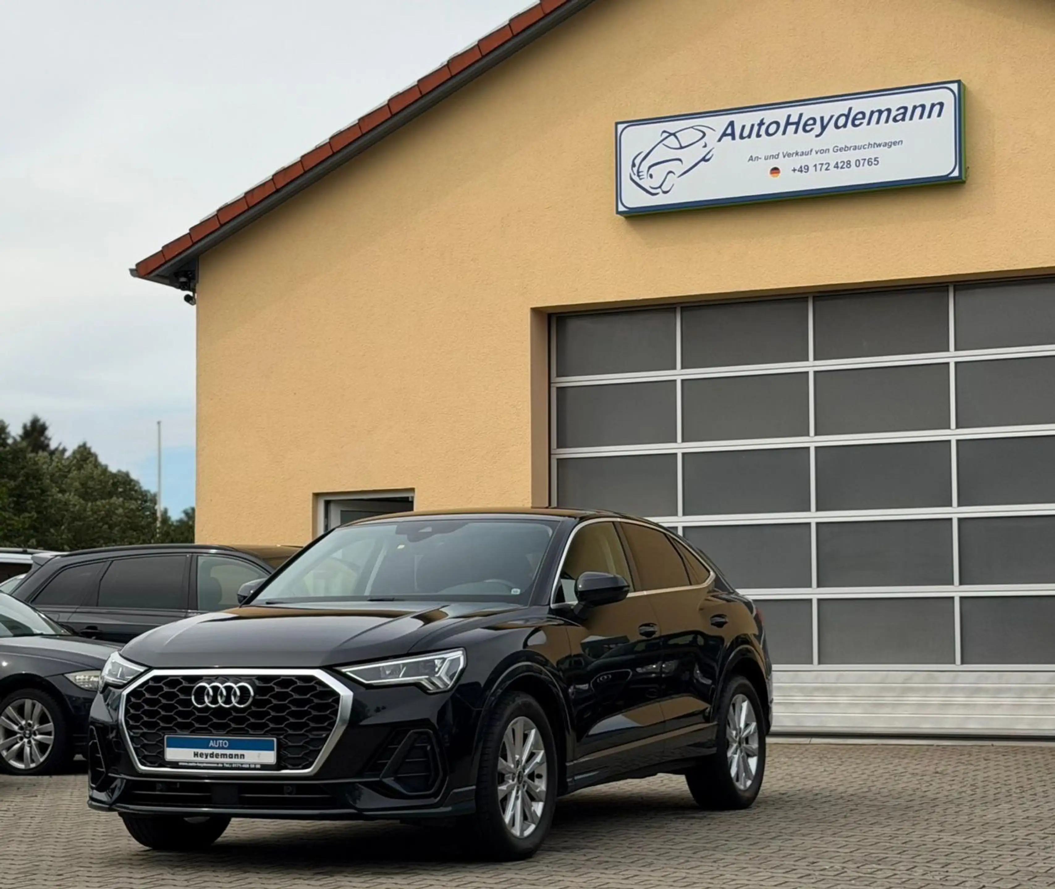 Audi Q3 Sportback 35 TDI Sline — photo 4