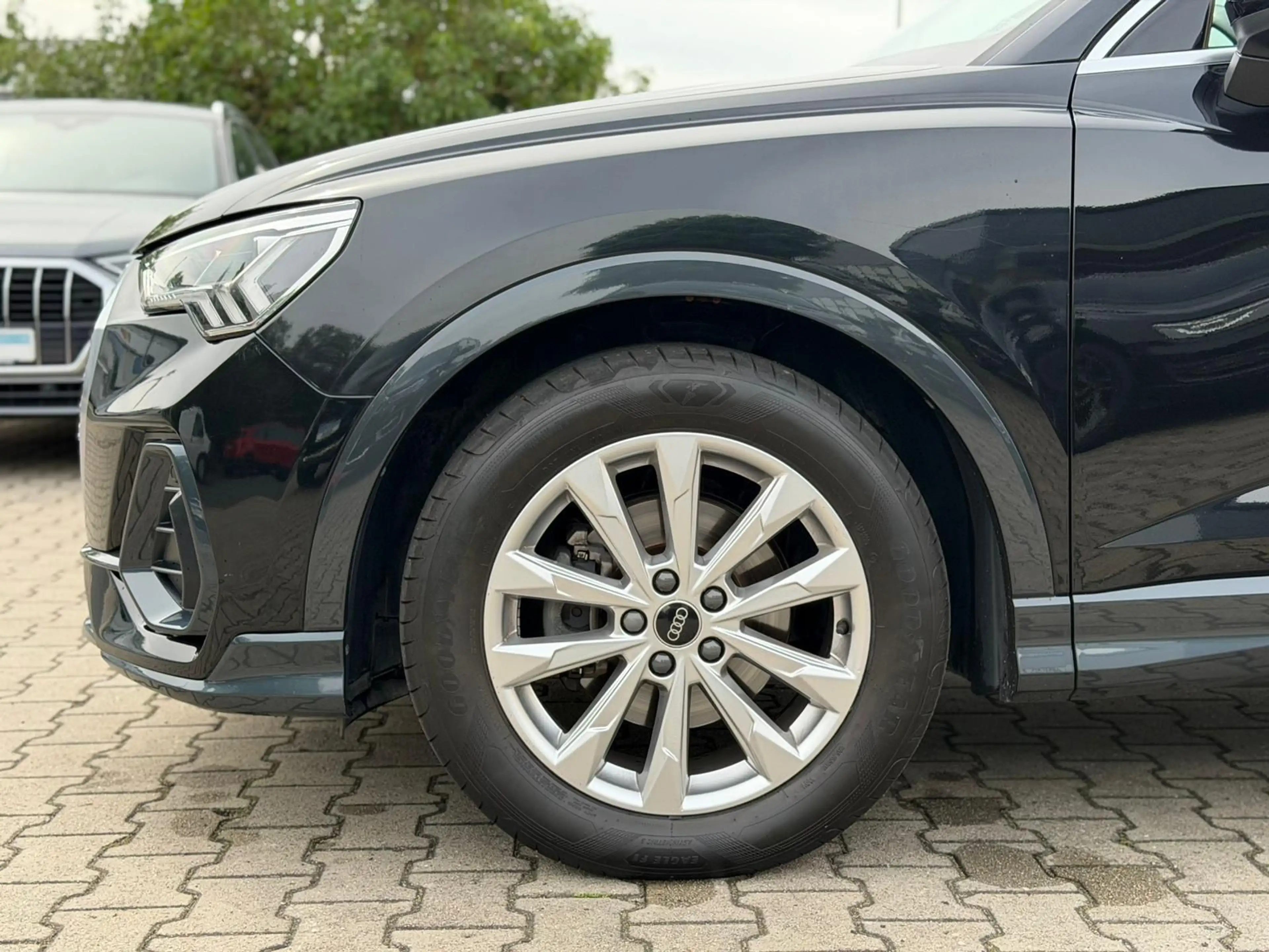 Audi Q3 Sportback 35 TDI Sline — photo 5