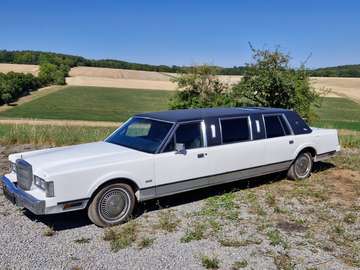Stretch-Limousine American Custom Coachworks – Deutsche Papiere – V8 läuft top!