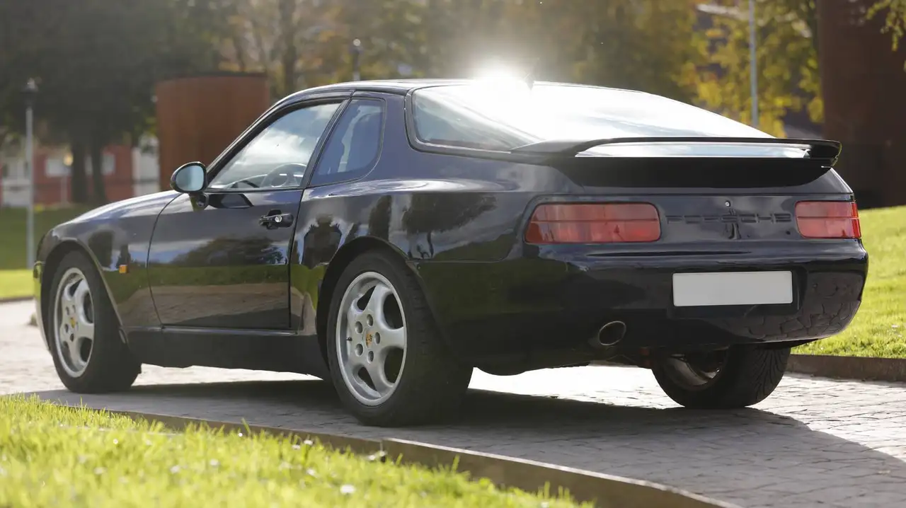 Porsche 968 Coupé, foto 2
