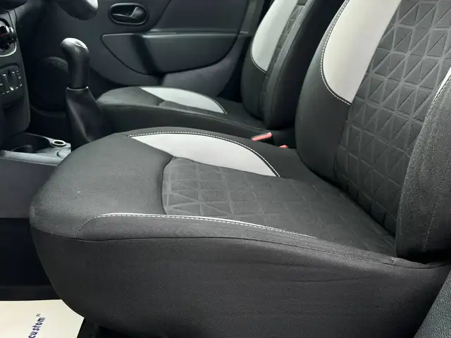 Dacia Sandero Stepway view 6