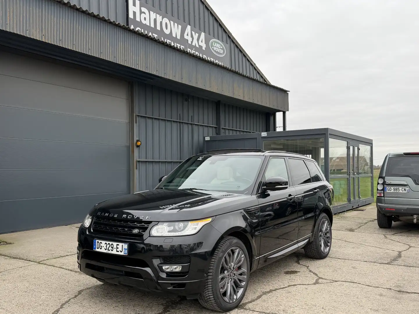 Land Rover Range Rover Sport Range Rover Sport Mark I SDV6 3.0L HSE Dynamic A Schwarz - 1