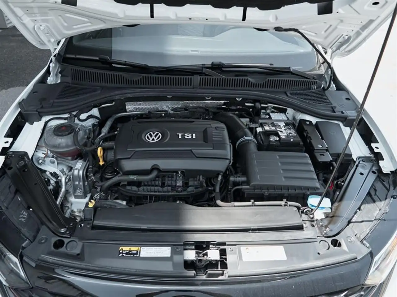 Volkswagen Jetta снимка Volkswagen Jetta