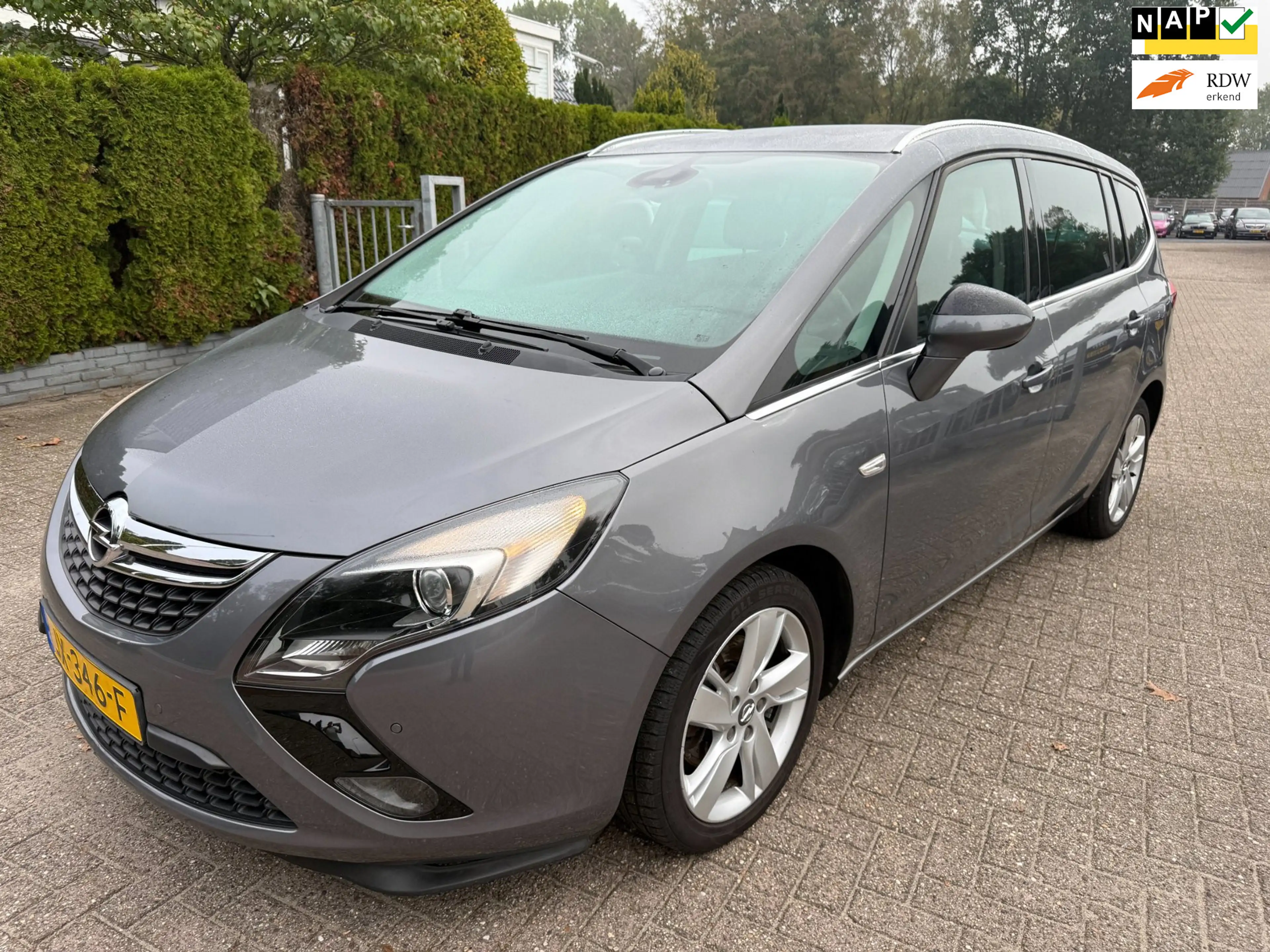 Opel Zafira Tourer 1.4 Blitz 7p. ECC LEDER PDC CAMERA NAVI STUUR/STOE