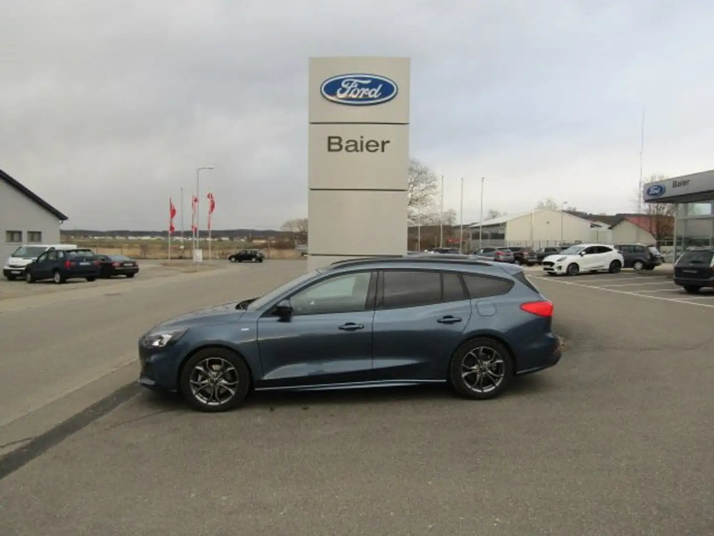 Ford Focus ST-Line - Automatik/Key Free/TWA/Navi Blau - 1