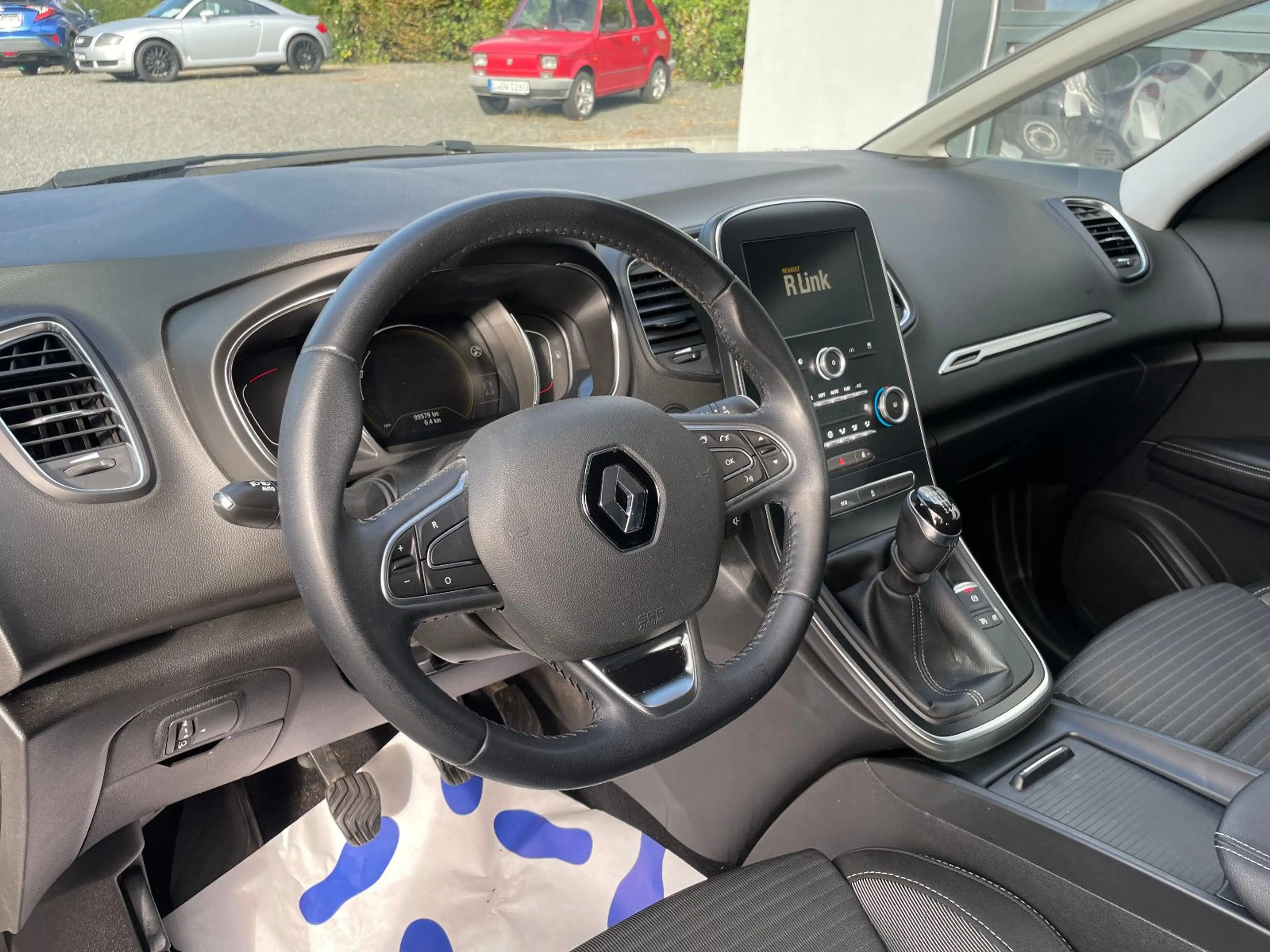 Renault Scenic IV Experience Navi / Tempomat / 1.Hand — photo 8