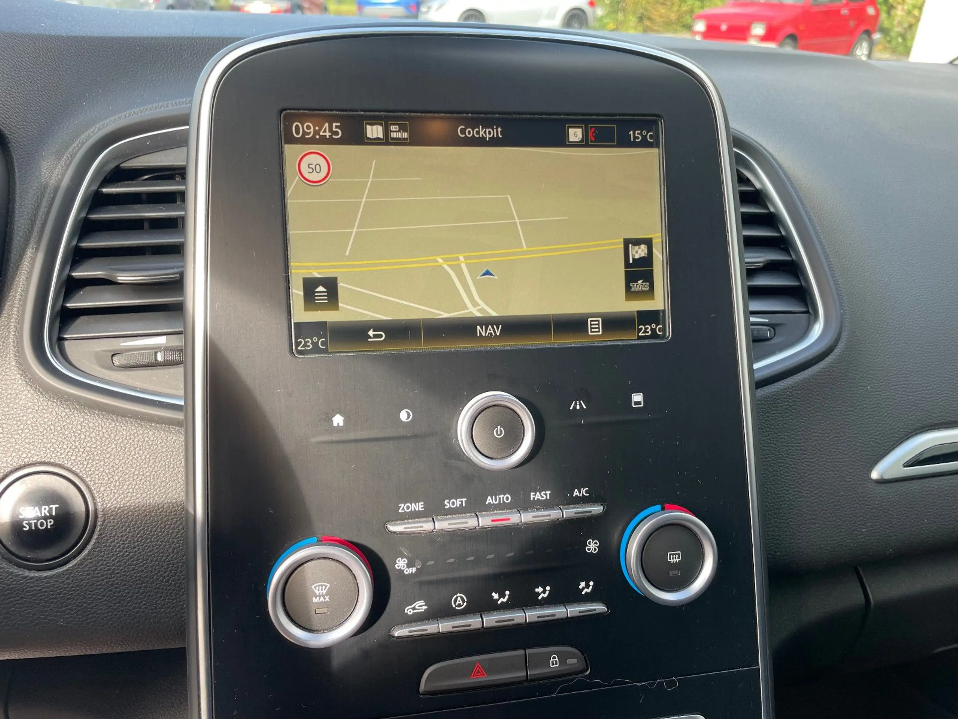 Renault Scenic IV Experience Navi / Tempomat / 1.Hand — photo 11