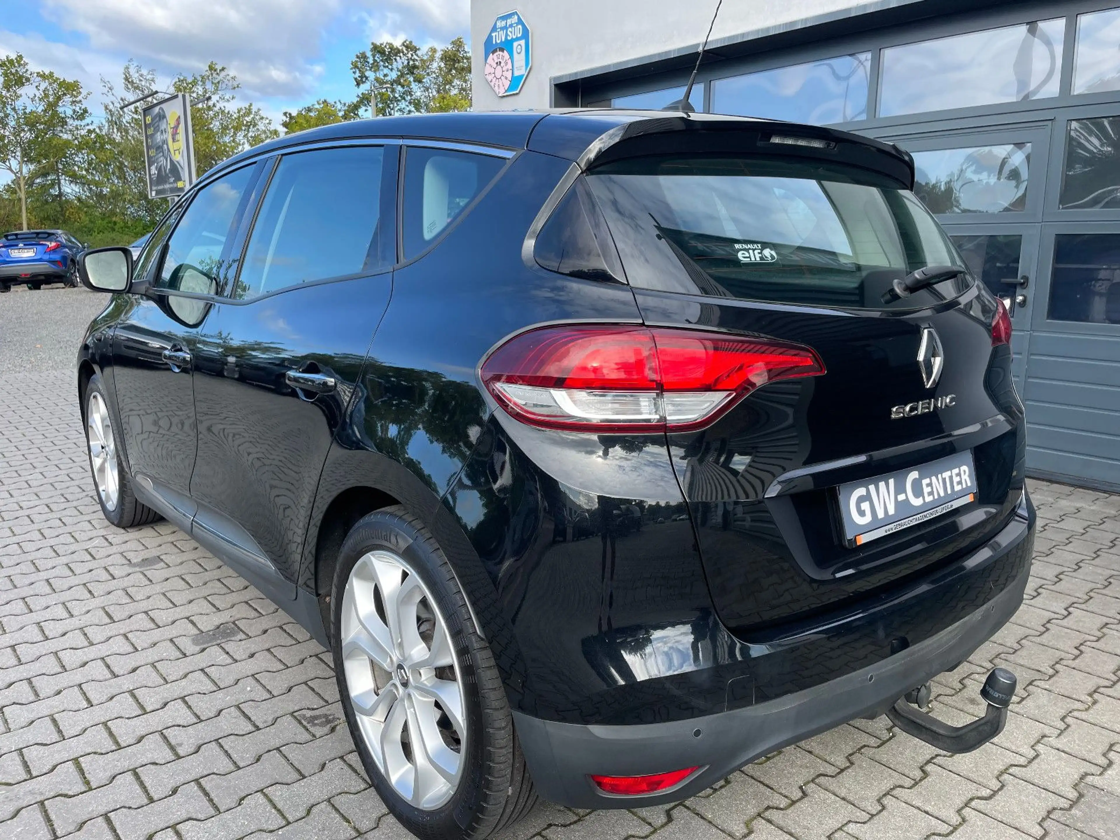 Renault Scenic IV Experience Navi / Tempomat / 1.Hand — photo 6