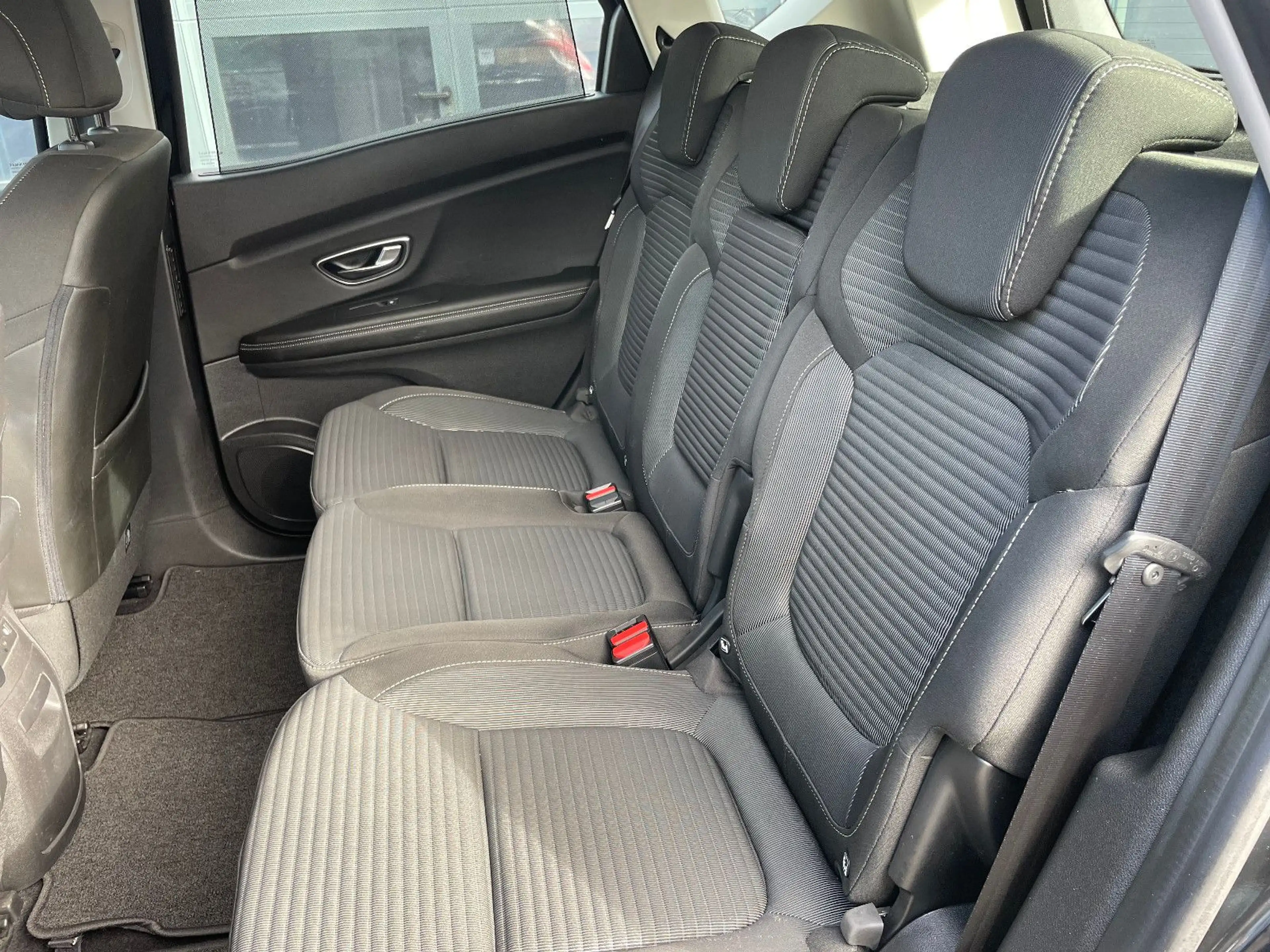Renault Scenic IV Experience Navi / Tempomat / 1.Hand — photo 10