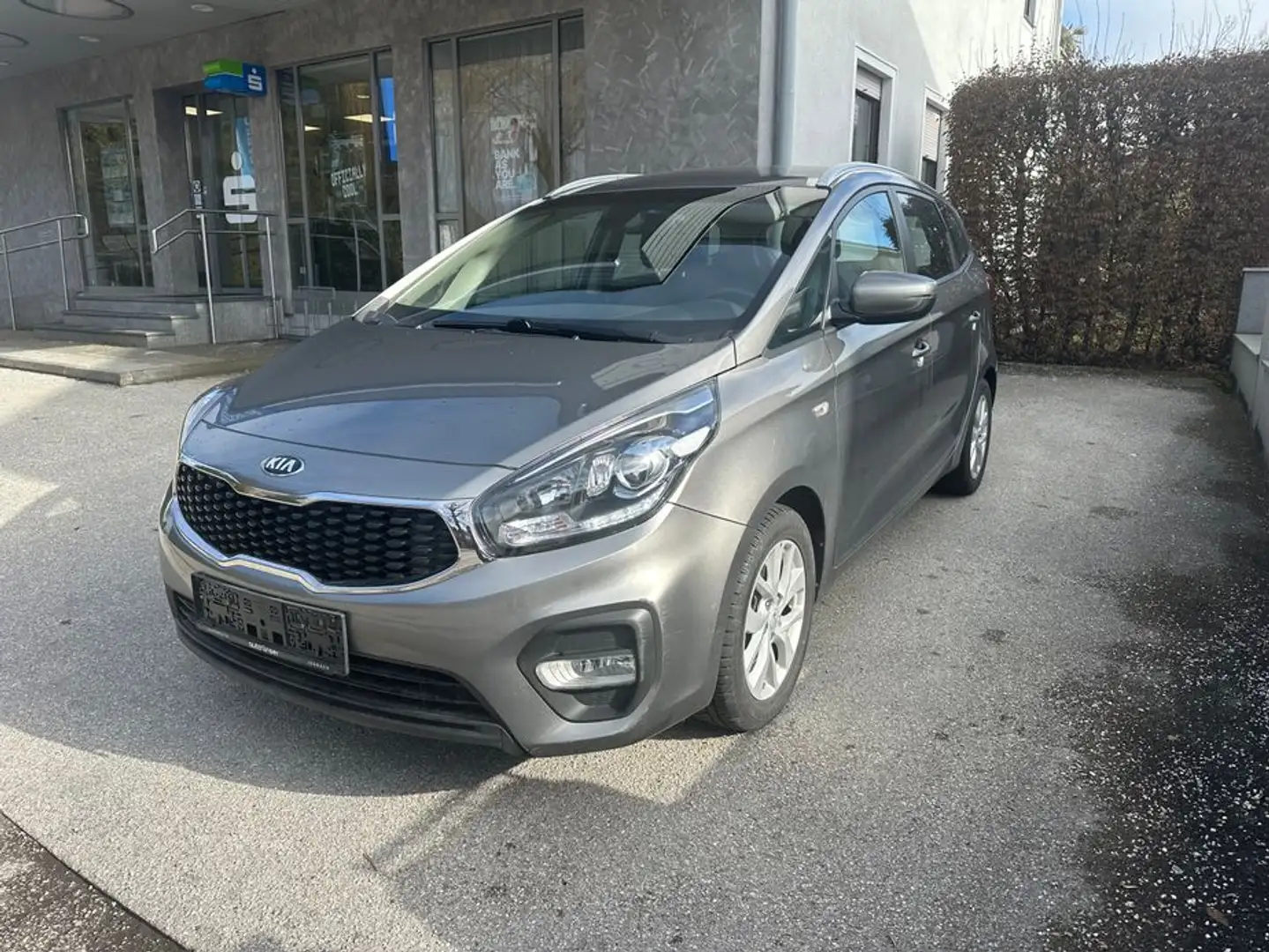Kia Carens Carens 1,7 CRDi ISG Silber Silber Grau - 1