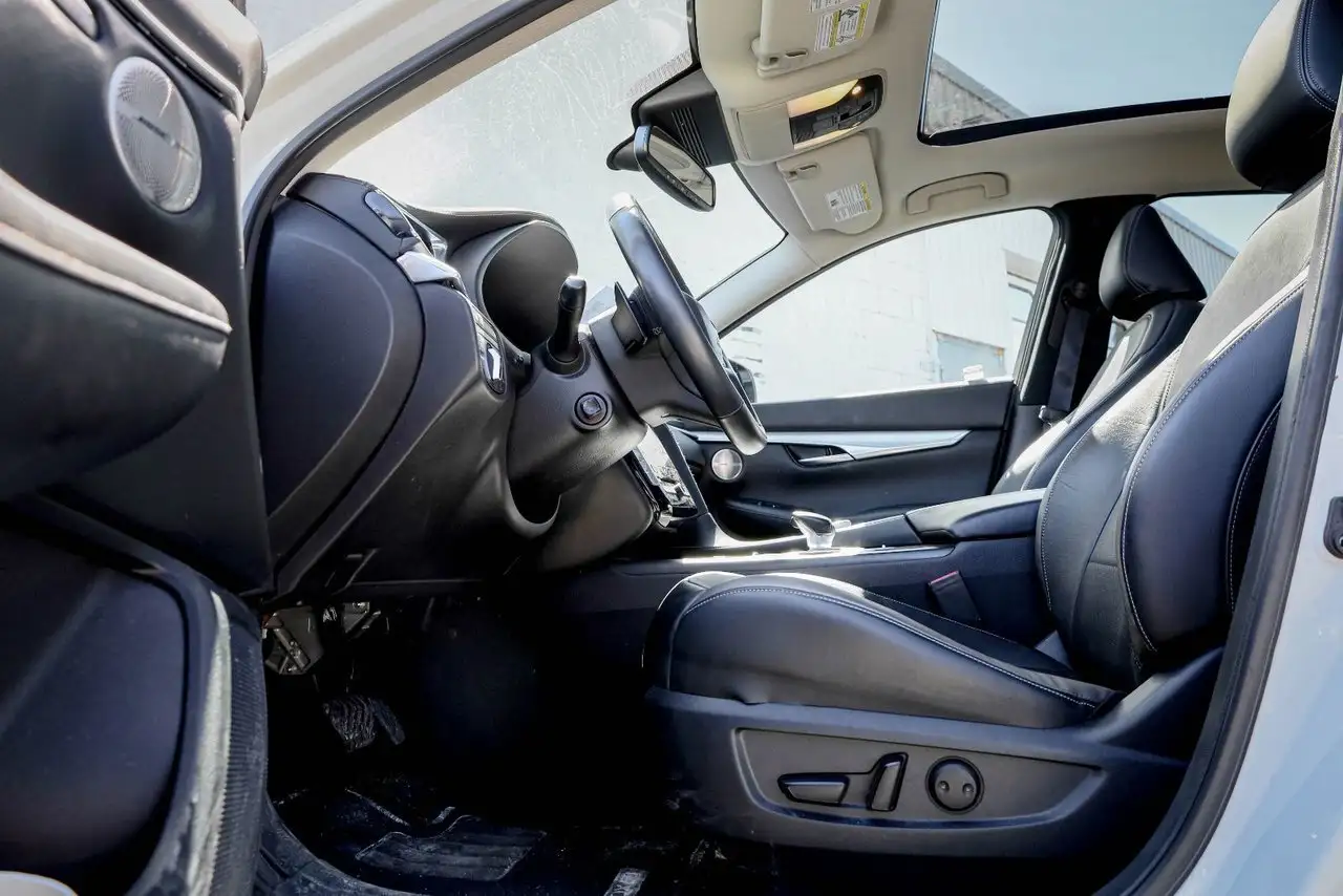 Infiniti QX50 снимка Infiniti QX50
