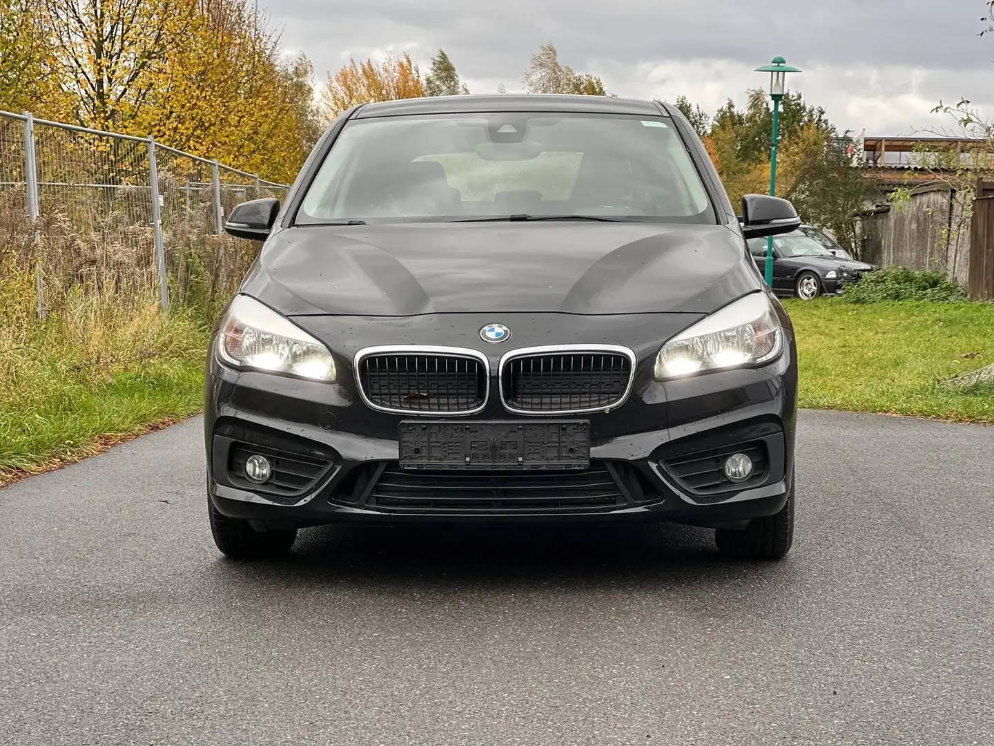 BMW 220 220 d Advantage"AUTOMATIK"NAVI"EURO6"" Schwarz - 2
