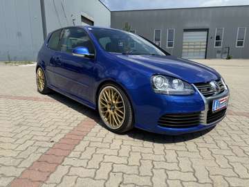 R32 4MOTION